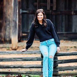 Meet your Posher, Maddie